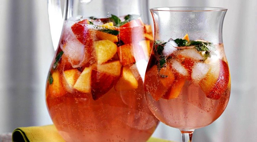 What to serve with paella - Sangria