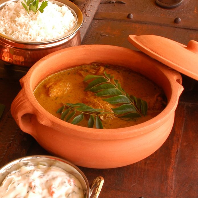 Clay Curry Pot